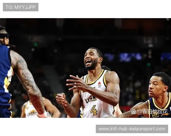 篮球明星受伤后球队坚强扛过难关