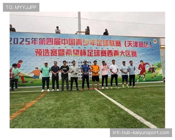 足球青训教练的重要作用解析